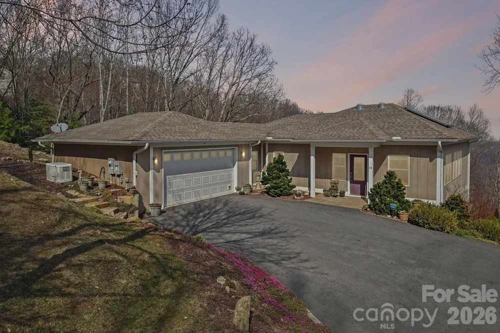 14 Chandra Lane Clyde, NC 28721