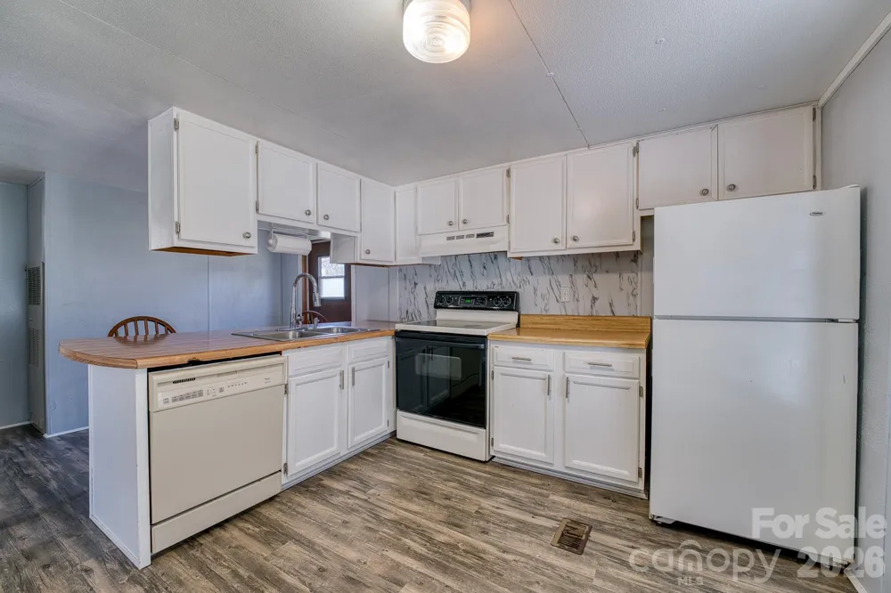2456 Hendersonville Highway Pisgah Forest, NC 28768