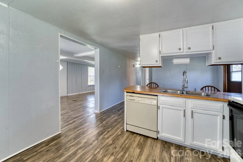2456 Hendersonville Highway Pisgah Forest, NC 28768