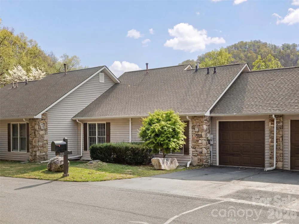 203 Rocky Mountain Way Arden, NC 28704
