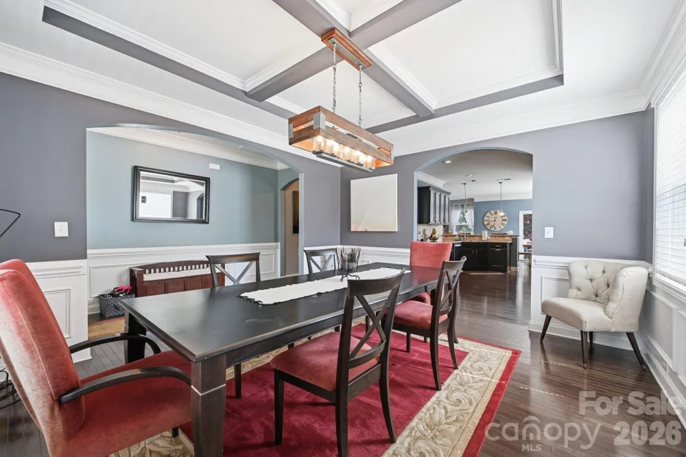 5041 El Molino Drive Charlotte, NC 28214