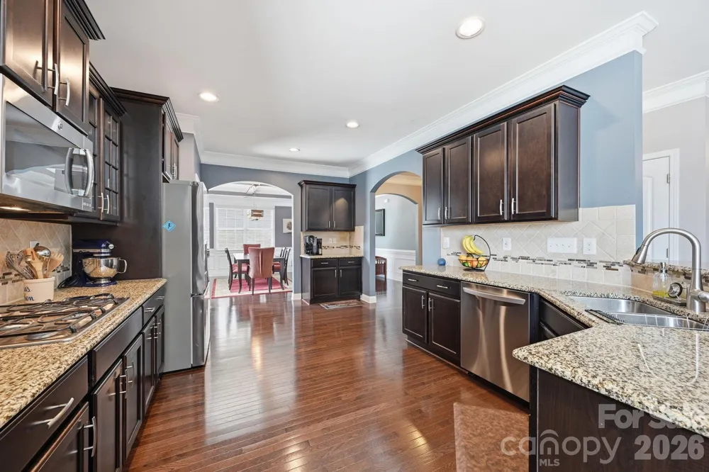 5041 El Molino Drive Charlotte, NC 28214