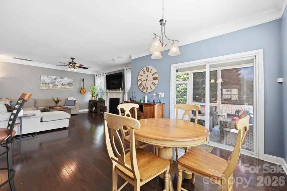 5041 El Molino Drive Charlotte, NC 28214