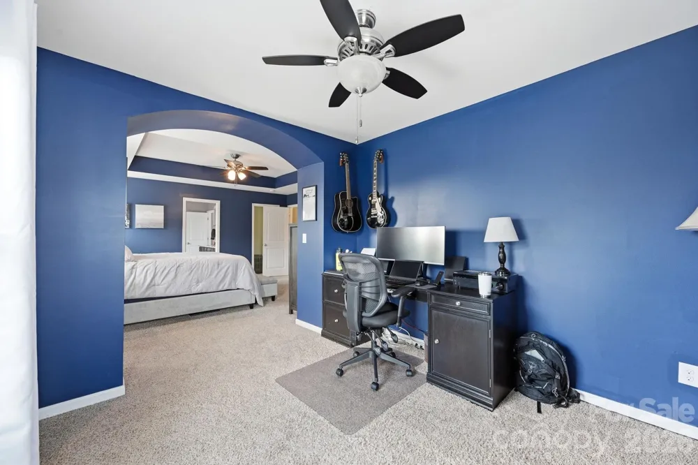 5041 El Molino Drive Charlotte, NC 28214