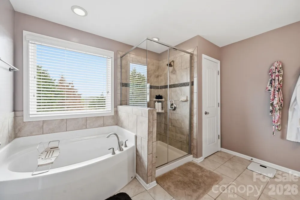 5041 El Molino Drive Charlotte, NC 28214