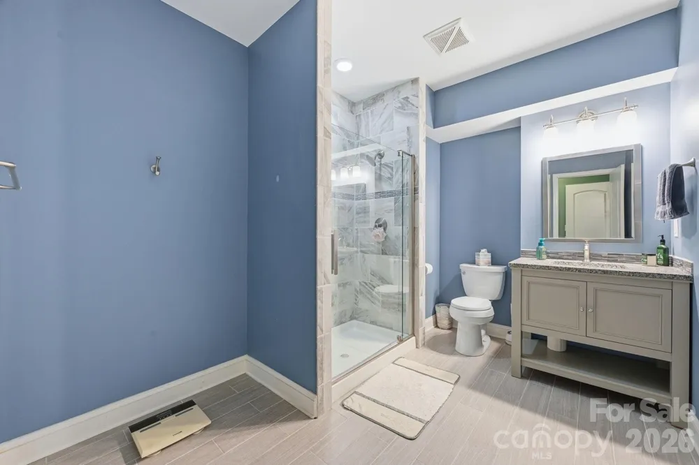 5041 El Molino Drive Charlotte, NC 28214