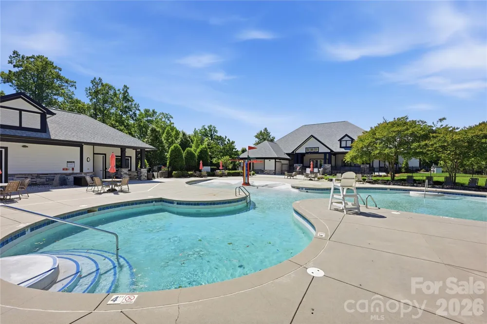 5041 El Molino Drive Charlotte, NC 28214