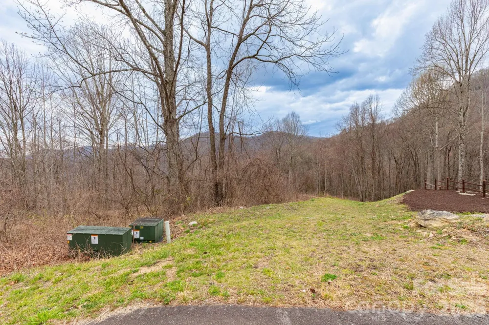11 Chandra Lane Clyde, NC 28721