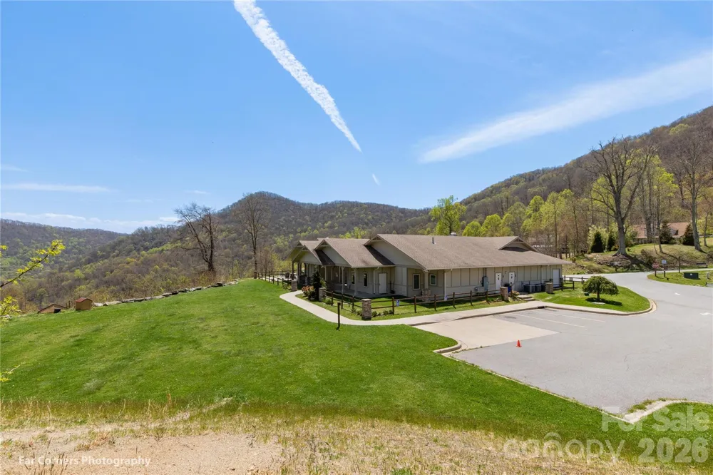 11 Chandra Lane Clyde, NC 28721