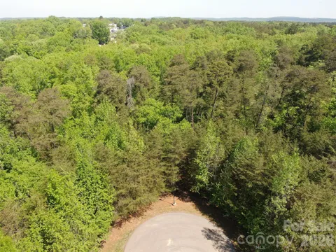 210 Kingfisher Drive