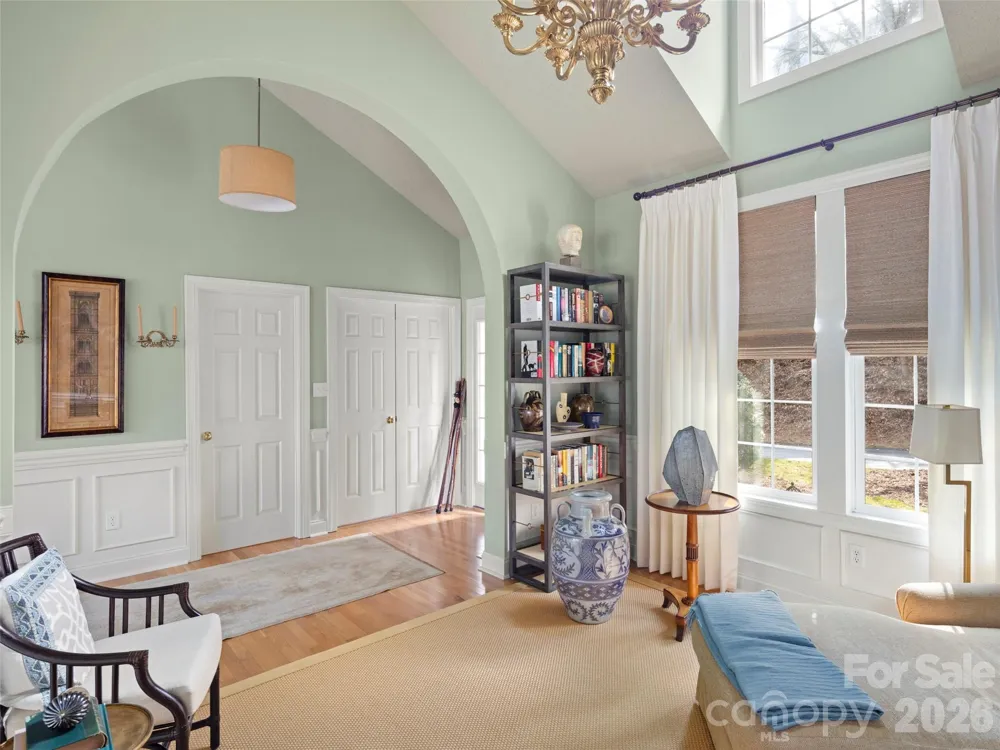 109 Poppy Lane Asheville, NC 28803