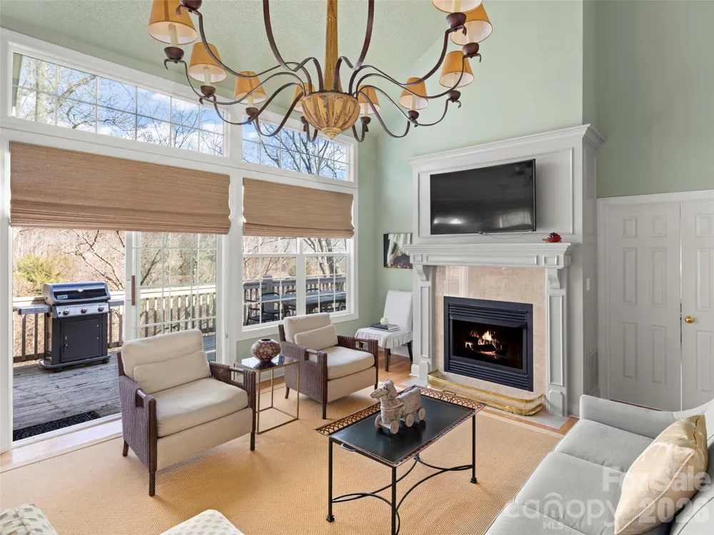 109 Poppy Lane Asheville, NC 28803