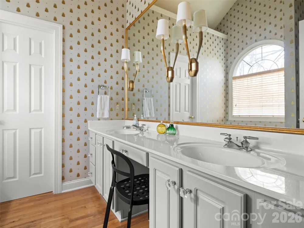 109 Poppy Lane Asheville, NC 28803