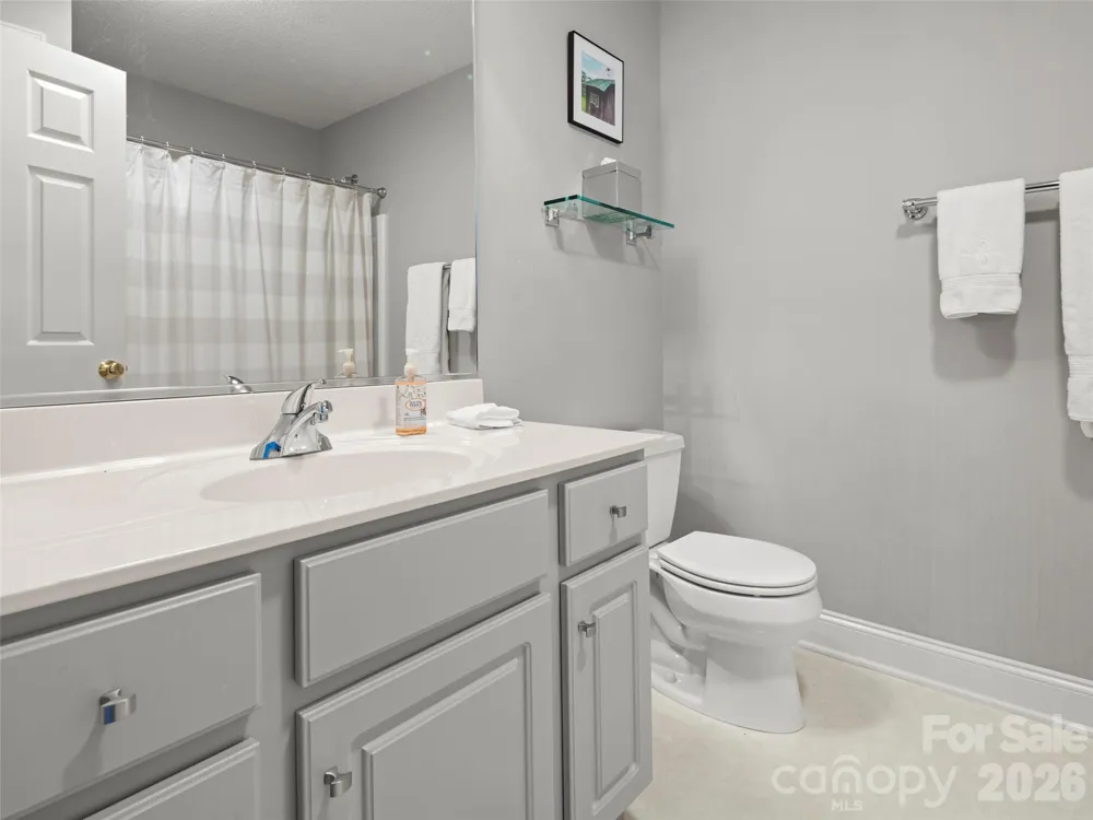 109 Poppy Lane Asheville, NC 28803