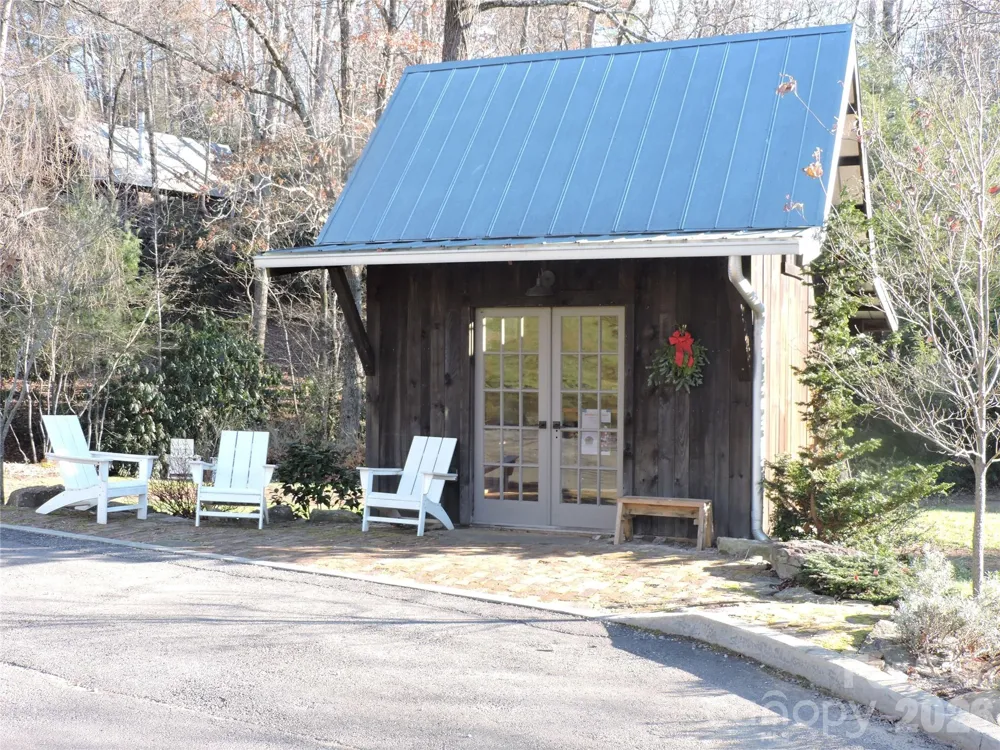10 Whitman Lane #41 Black Mountain, NC 28711