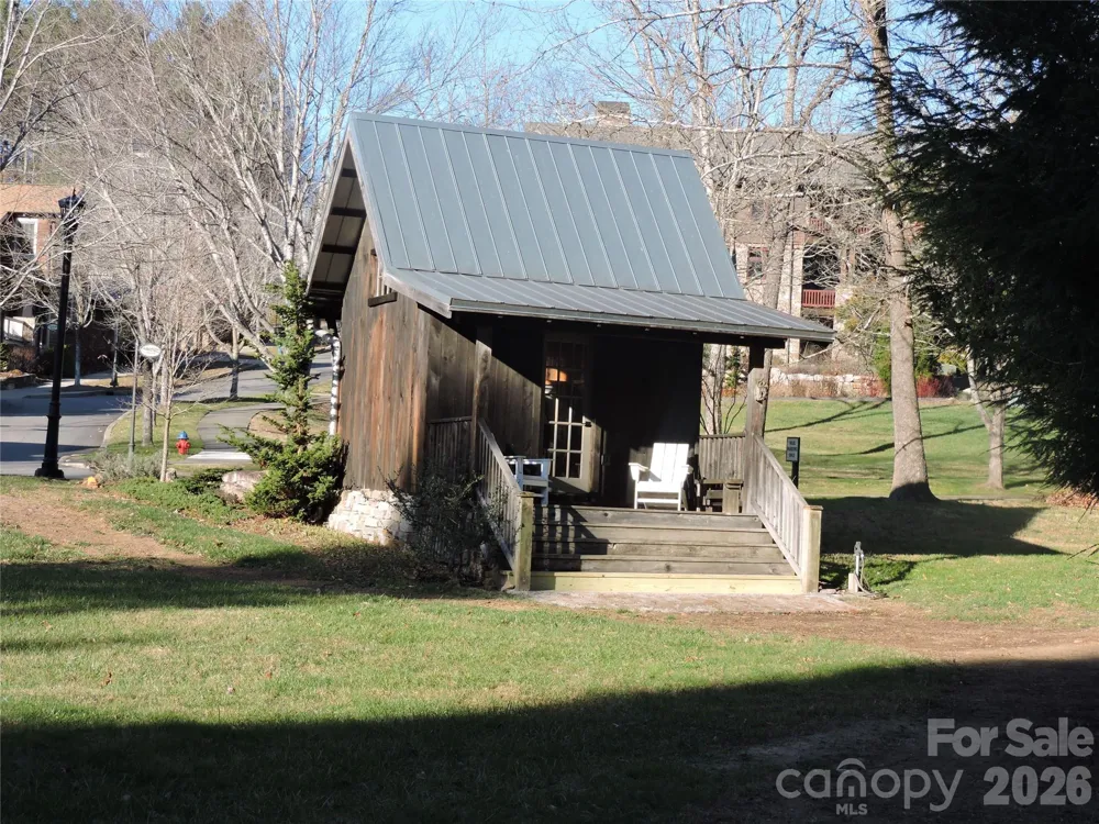 10 Whitman Lane #41 Black Mountain, NC 28711
