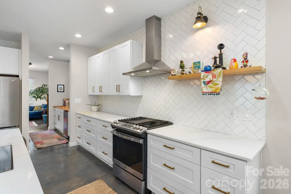 21 Boyd Avenue Asheville, NC 28806