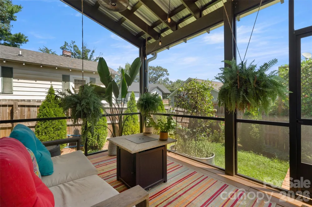 21 Boyd Avenue Asheville, NC 28806