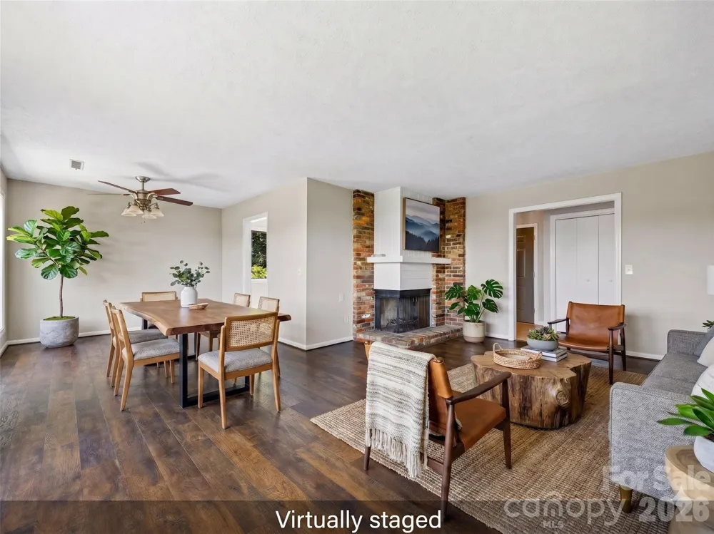 128 Country Ridge Road Hendersonville, NC 28739