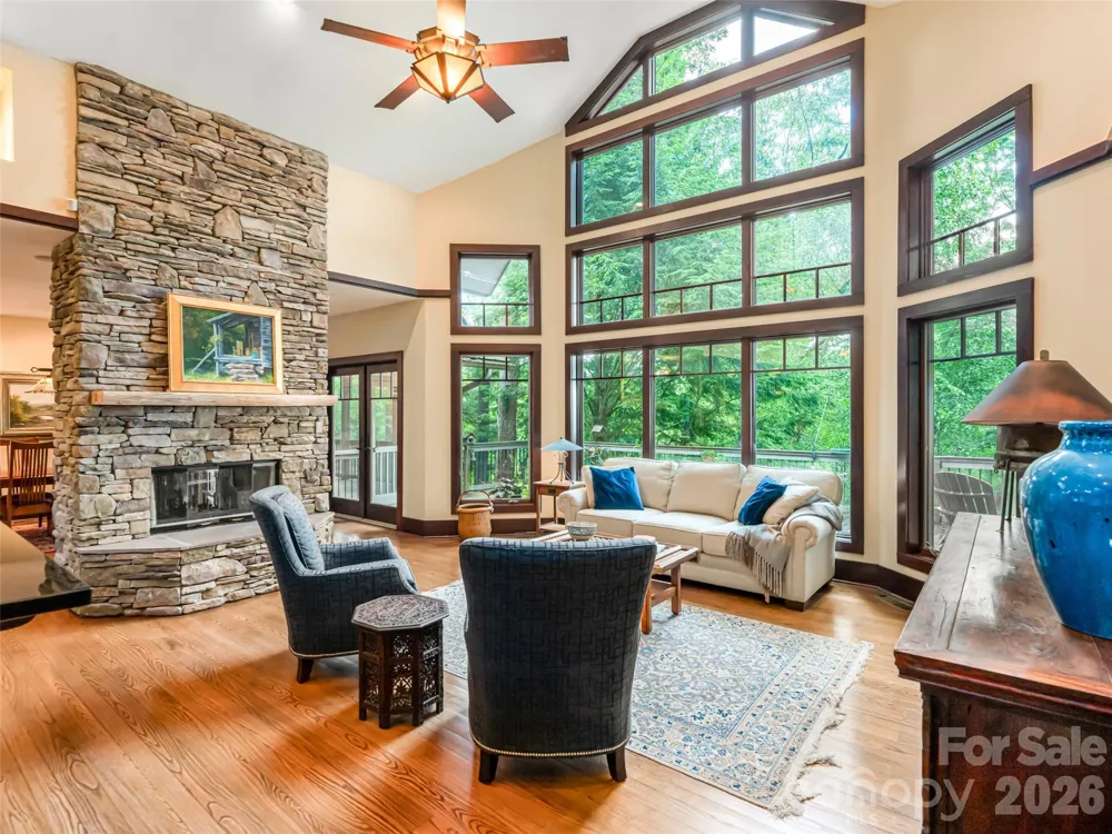935 Whites Lake Boulevard Saluda, NC 28773