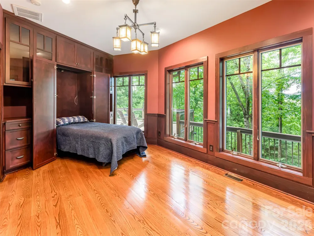 935 Whites Lake Boulevard Saluda, NC 28773