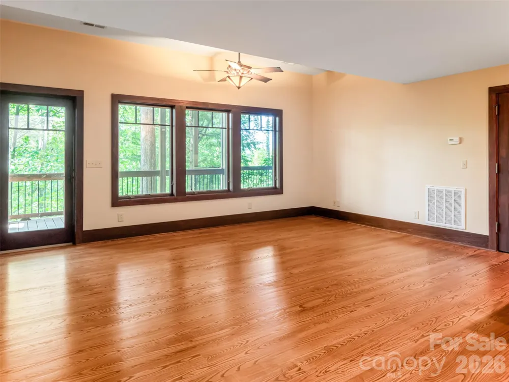 935 Whites Lake Boulevard Saluda, NC 28773