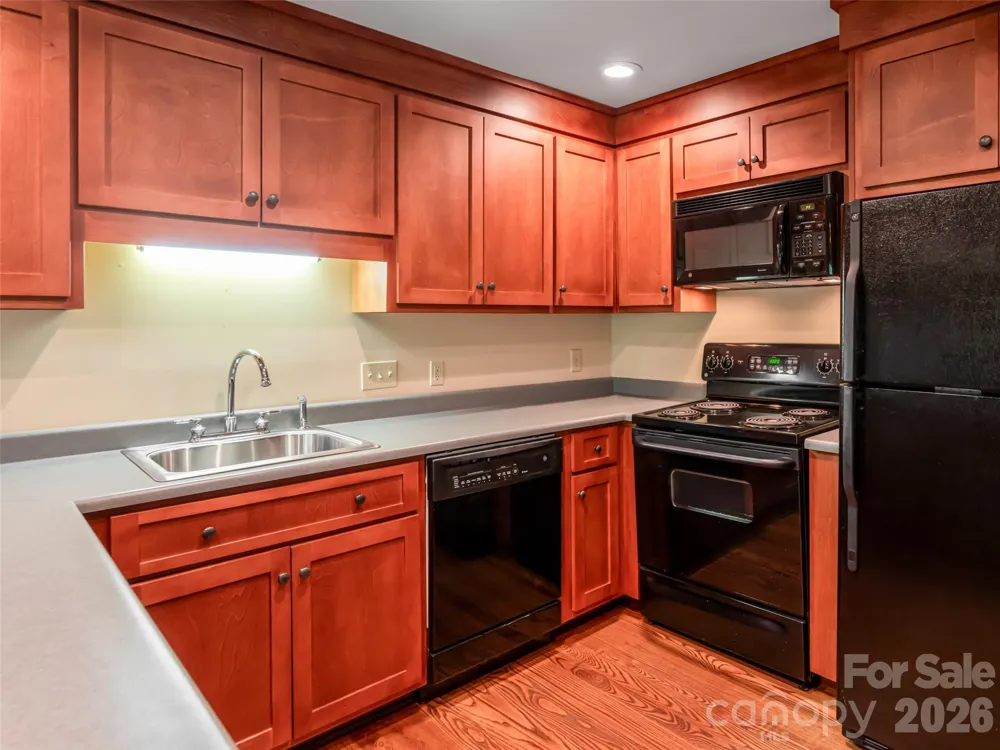 935 Whites Lake Boulevard Saluda, NC 28773