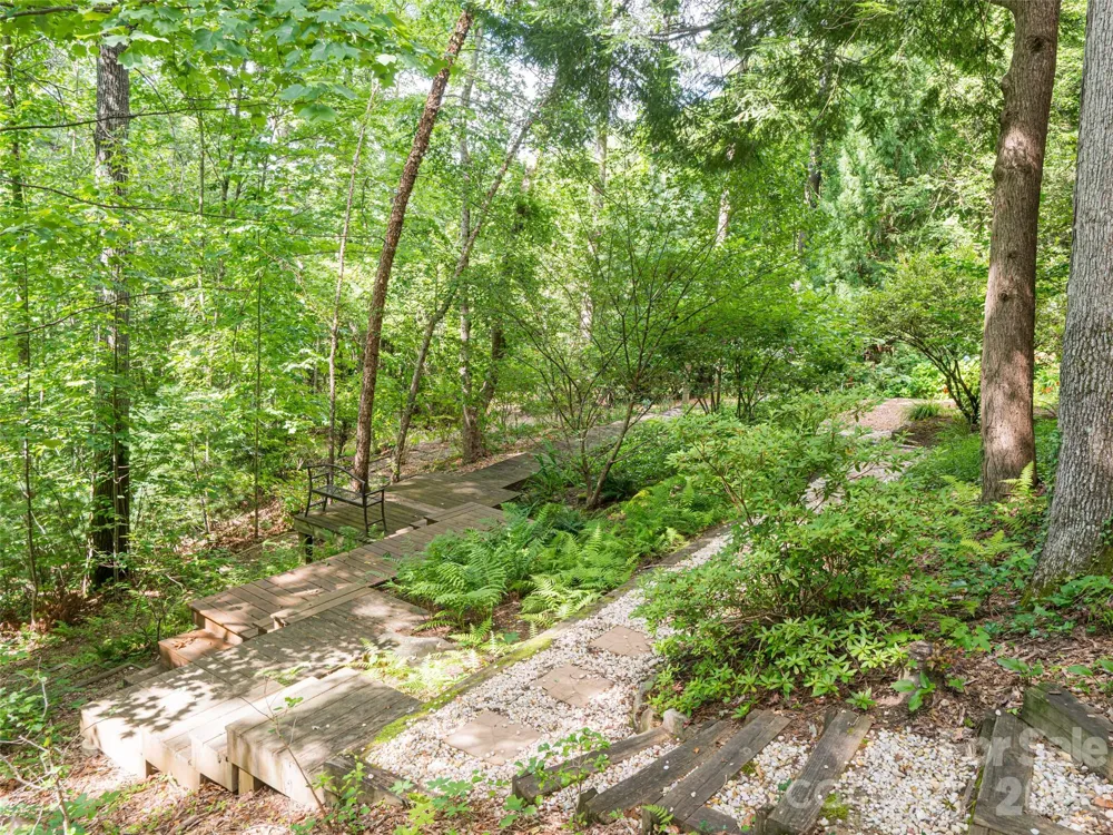 935 Whites Lake Boulevard Saluda, NC 28773