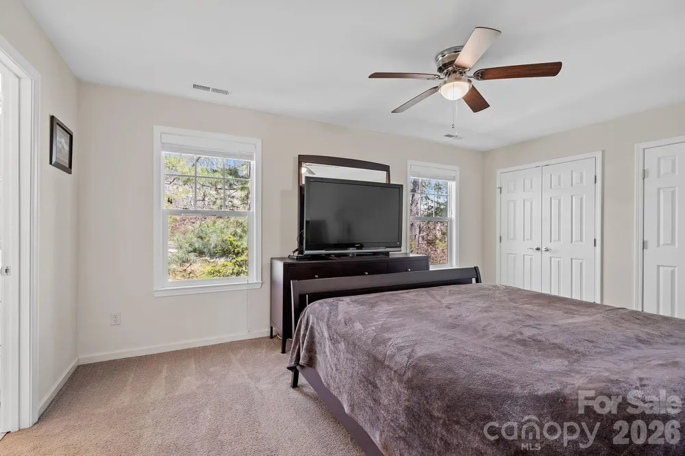 1009 Baldwin Commons Drive Arden, NC 28704