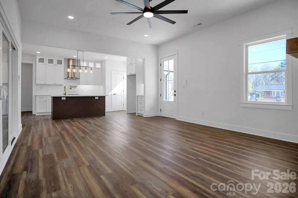 404 JC Dellinger Road Cherryville, NC 28021