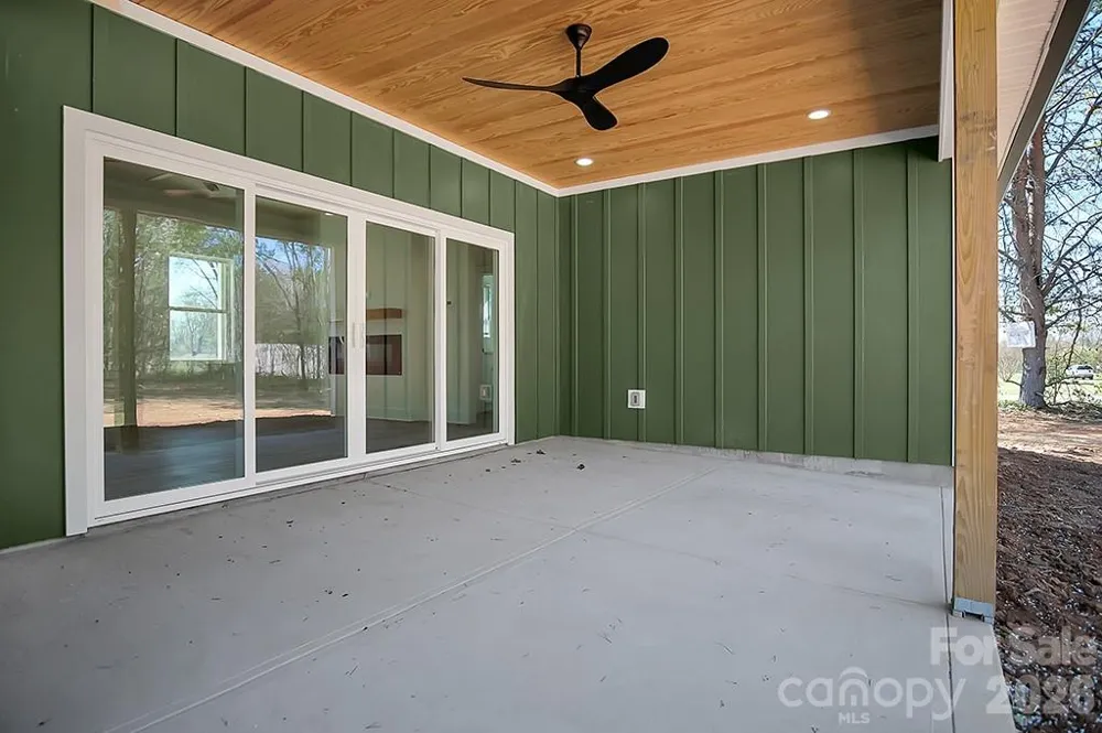 404 JC Dellinger Road Cherryville, NC 28021