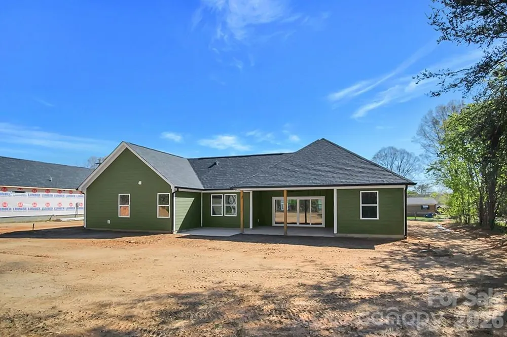 404 JC Dellinger Road Cherryville, NC 28021