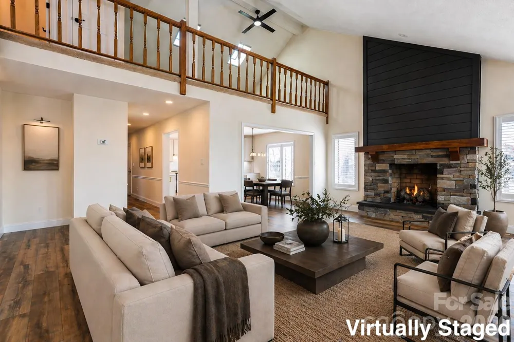 1203 Fleetwood Plaza Hendersonville, NC 28739