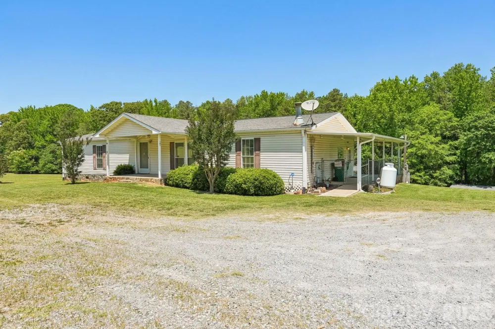 160 Allison Road Cowpens, SC 29330