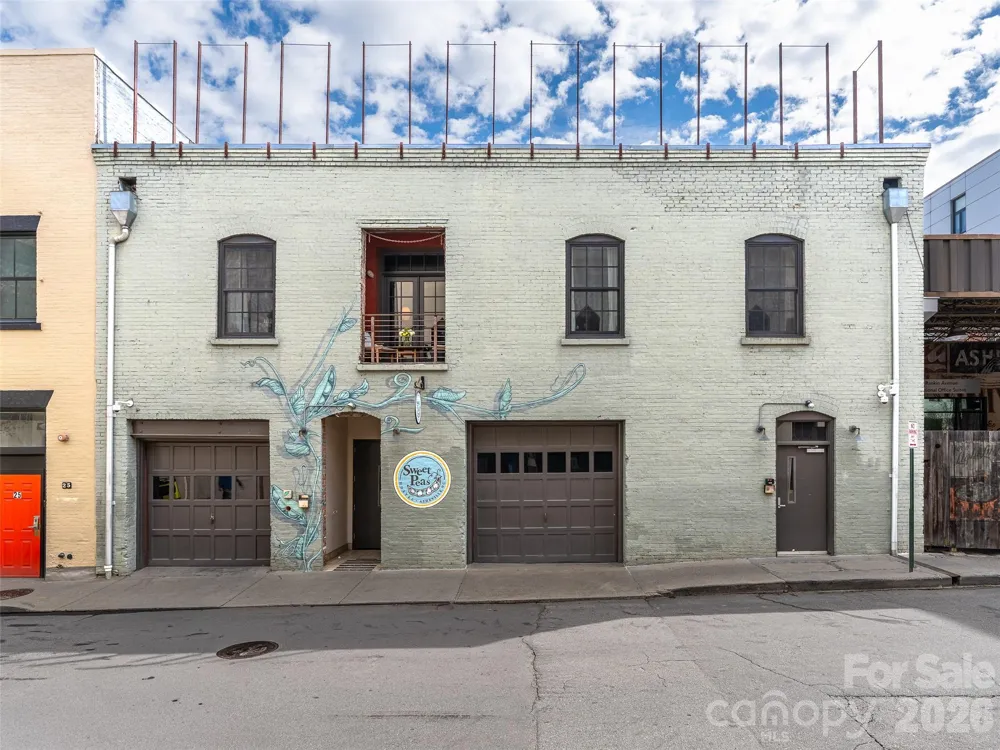 23 Rankin Avenue #301 Asheville, NC 28801