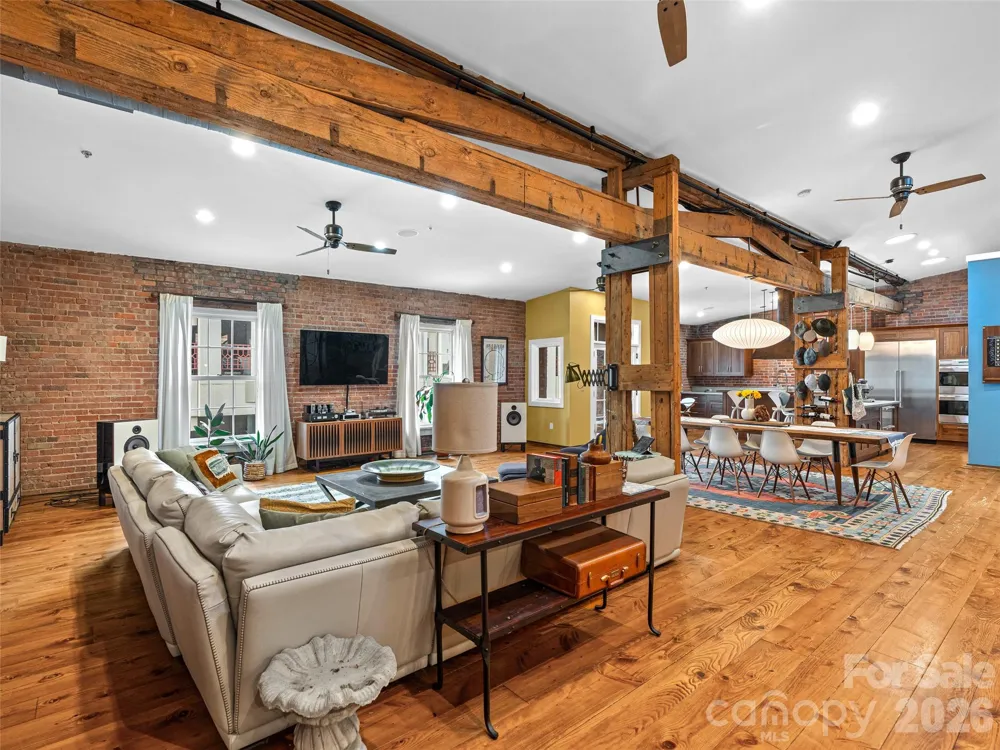 23 Rankin Avenue #301 Asheville, NC 28801