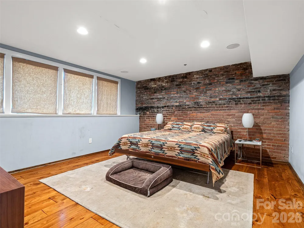 23 Rankin Avenue #301 Asheville, NC 28801