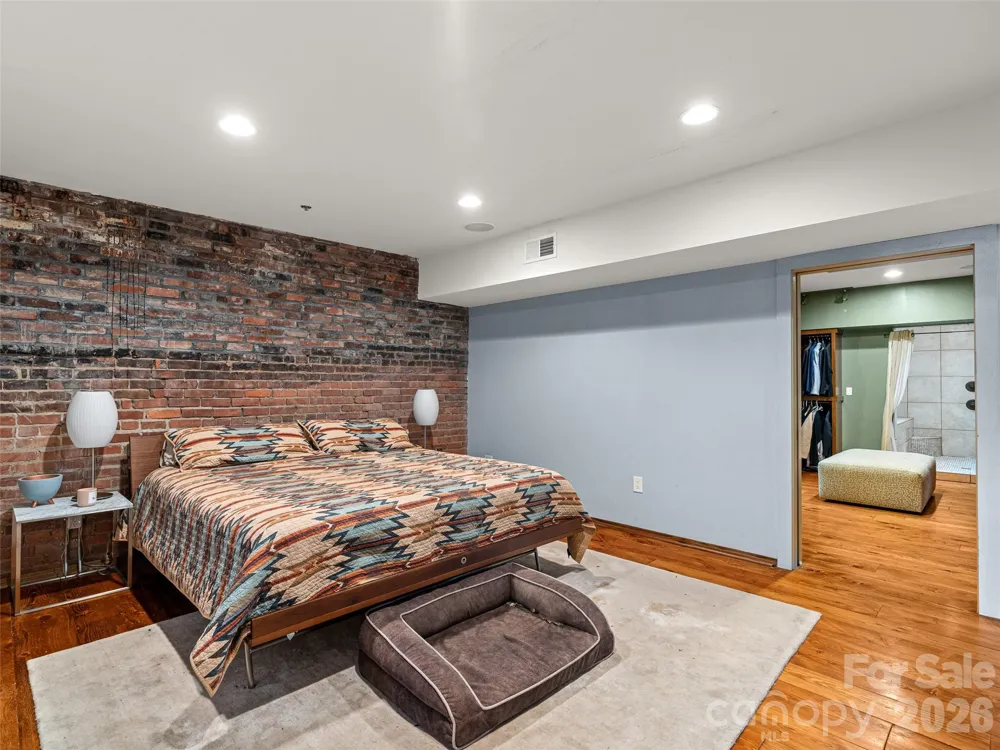 23 Rankin Avenue #301 Asheville, NC 28801