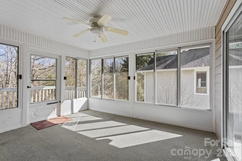 514 Cobblestone Lane Flat Rock, NC 28731