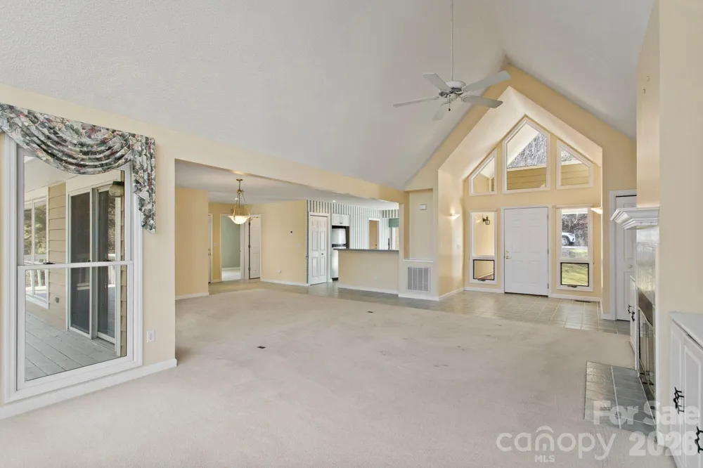514 Cobblestone Lane Flat Rock, NC 28731