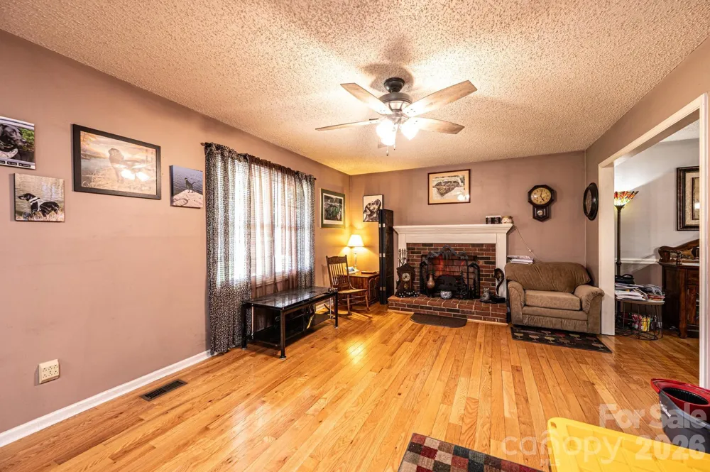 3229 15th Avenue NE Conover, NC 28613