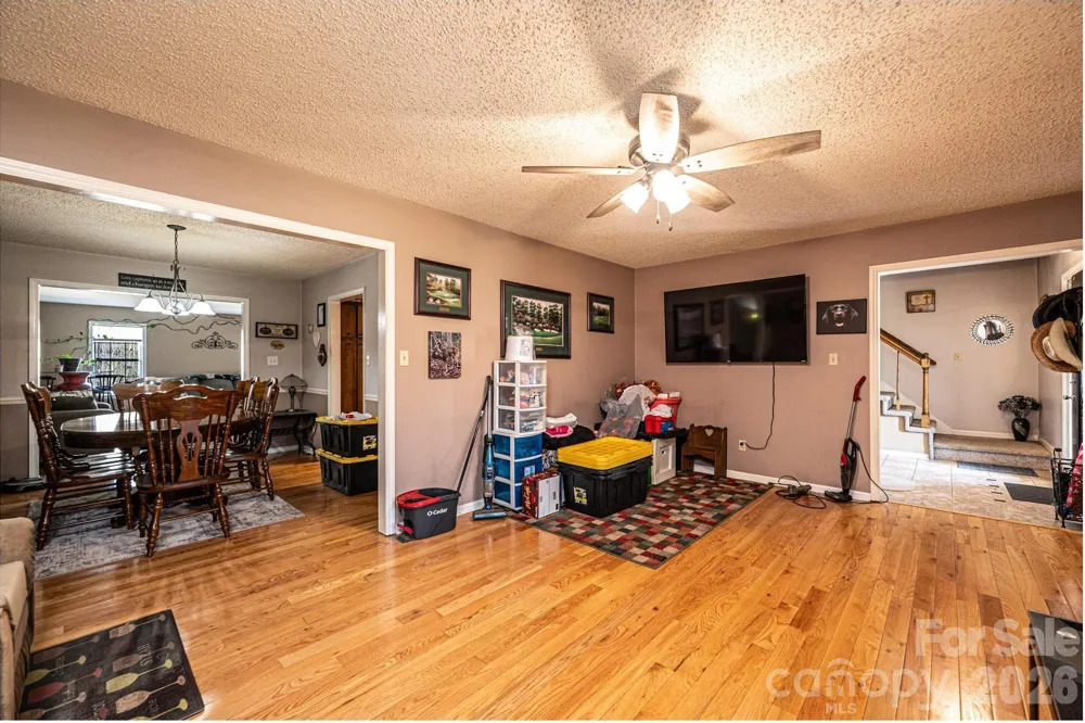 3229 15th Avenue NE Conover, NC 28613