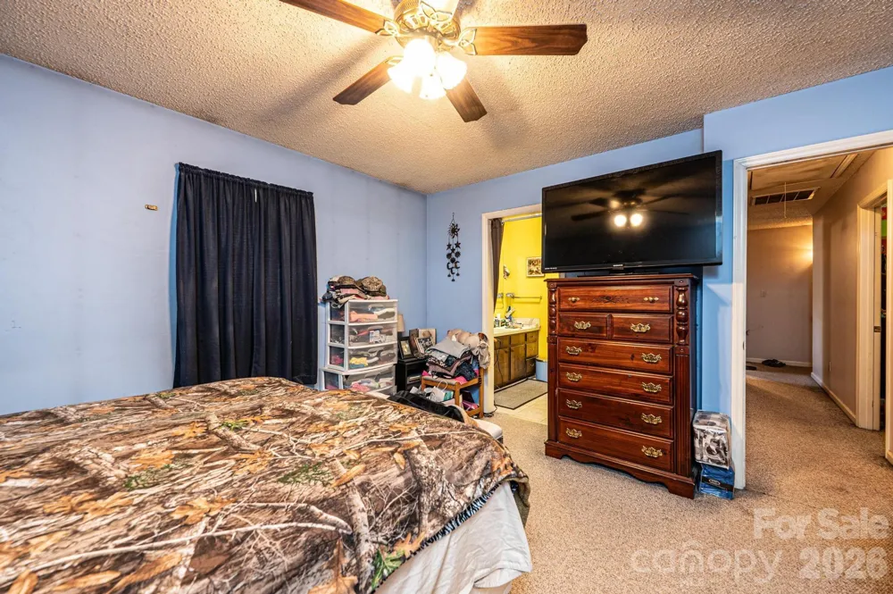 3229 15th Avenue NE Conover, NC 28613