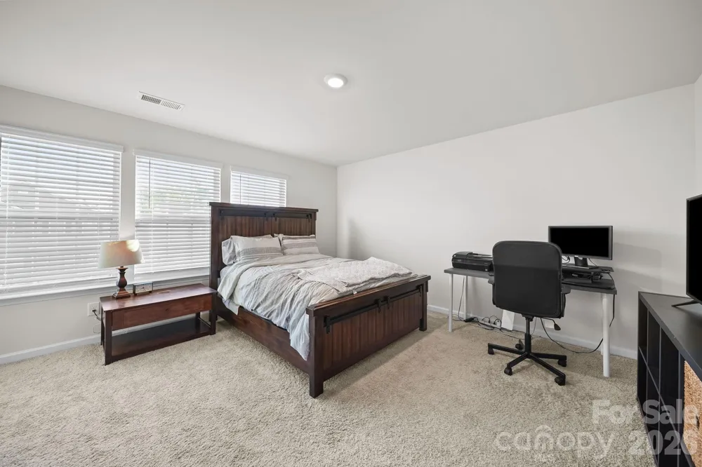 2130 Eastway Drive Dallas, NC 28034