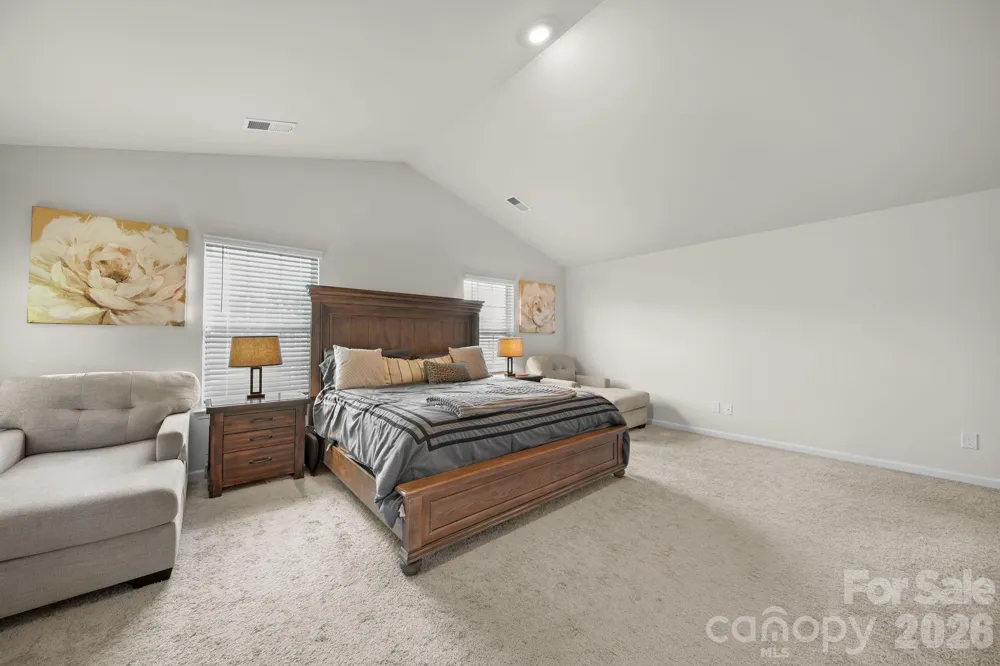 2130 Eastway Drive Dallas, NC 28034