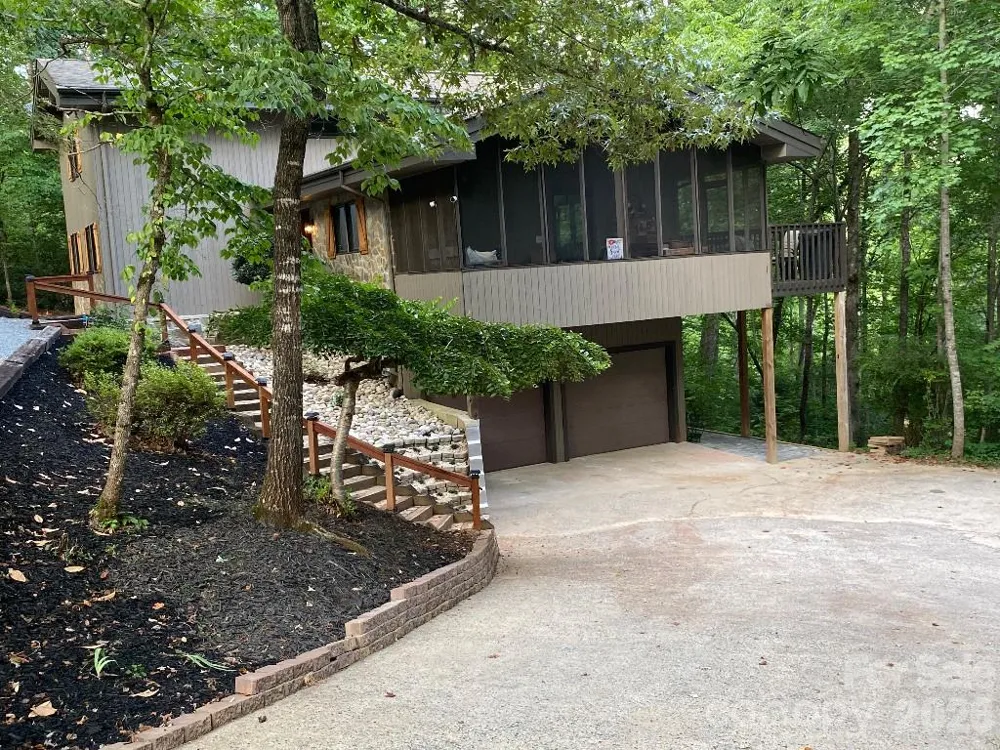 394 Jonathan Lane Lake Lure, NC 28746