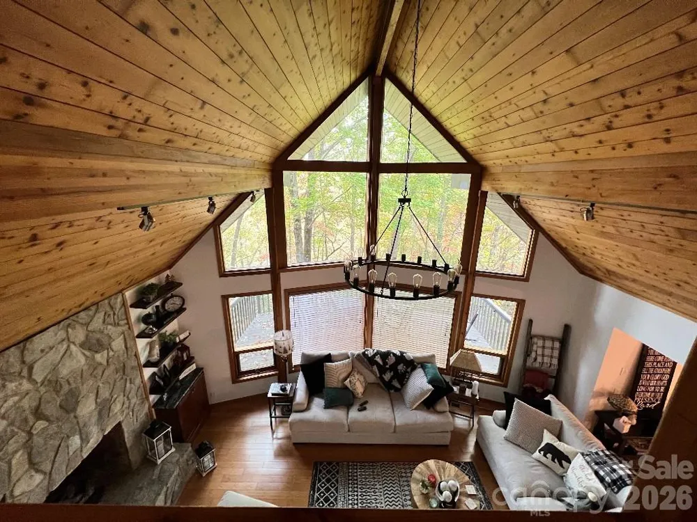 394 Jonathan Lane Lake Lure, NC 28746