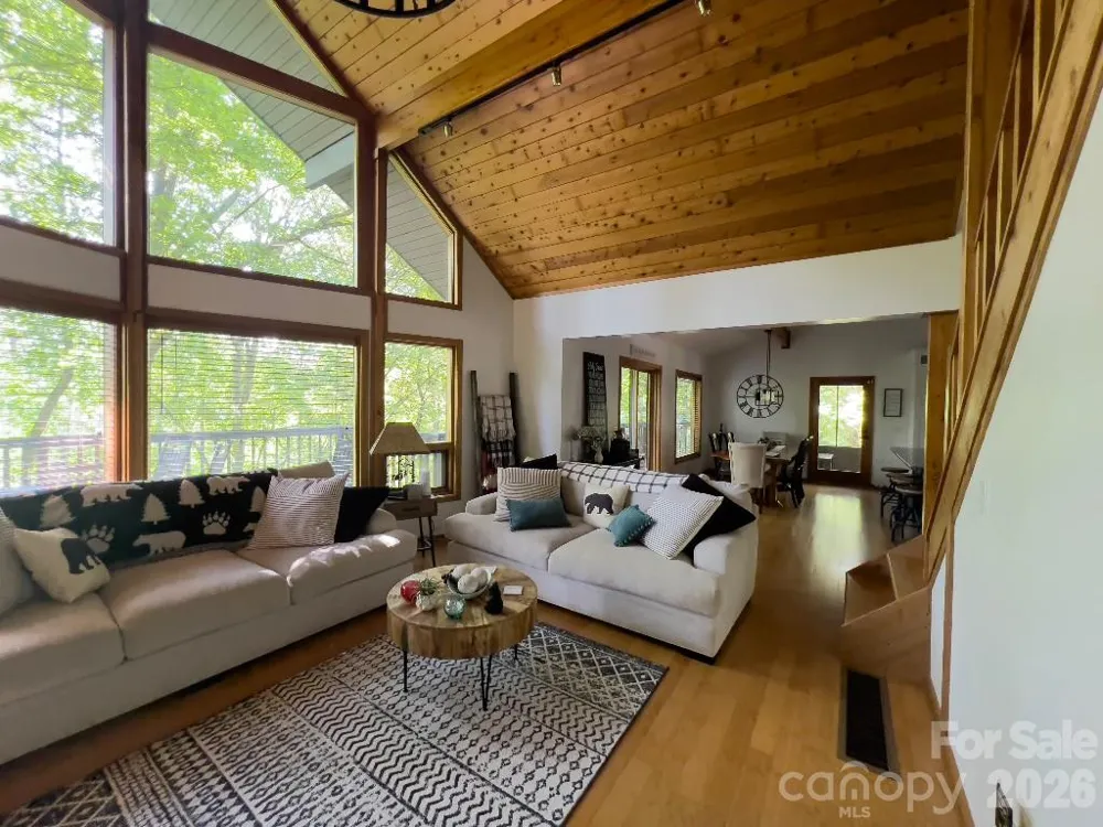 394 Jonathan Lane Lake Lure, NC 28746