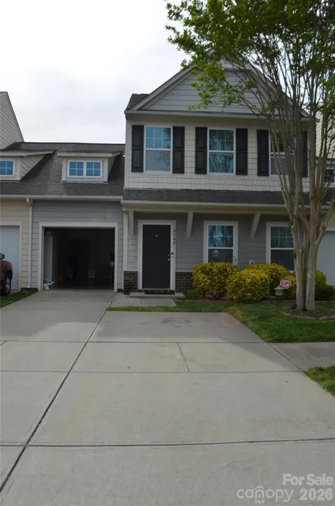4549 Tradd Circle