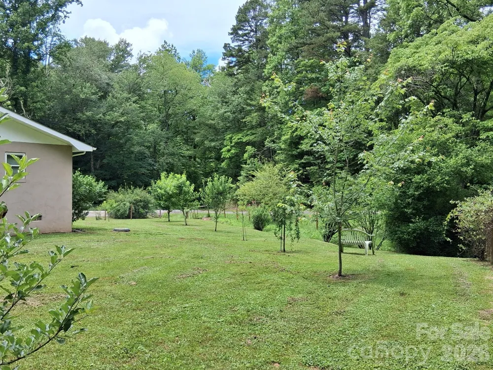 450 W Piney Mountain Road Whittier, NC 28789